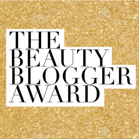 beauty blogger award image
